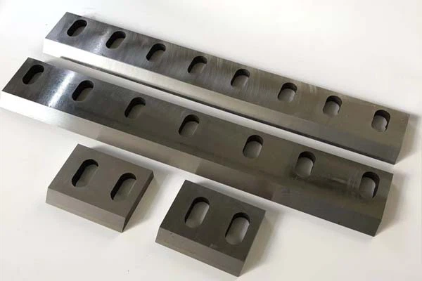 Rubber Crush Blades for Fine Size Reduction Rubber Crush Blades for Fine Size Reduction